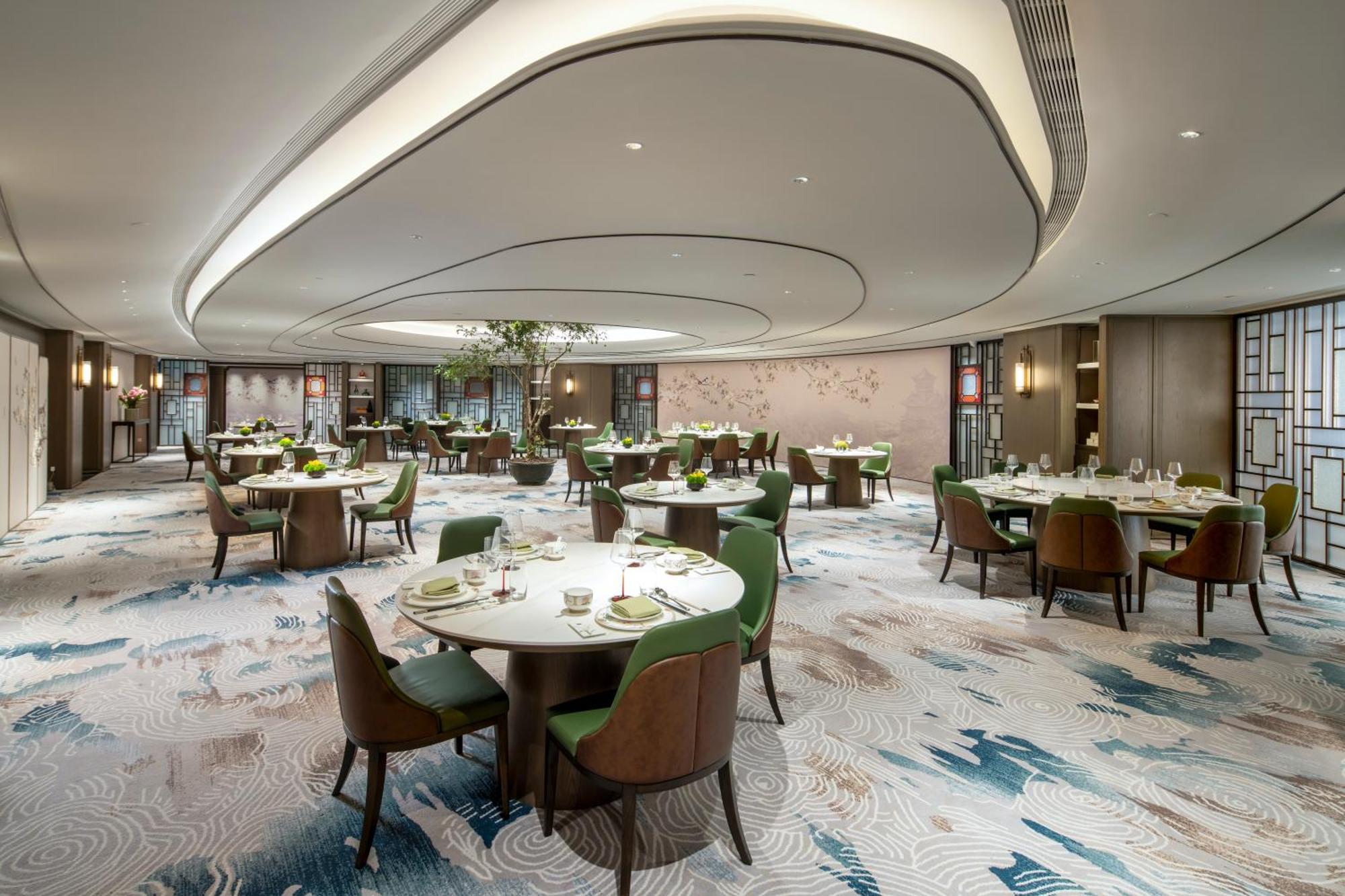 Yuexiu Hotel Guangzhou, Curio Collection By Hilton エクステリア 写真