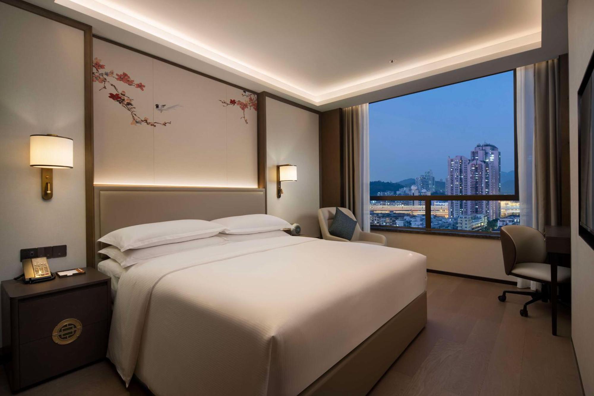 Yuexiu Hotel Guangzhou, Curio Collection By Hilton エクステリア 写真