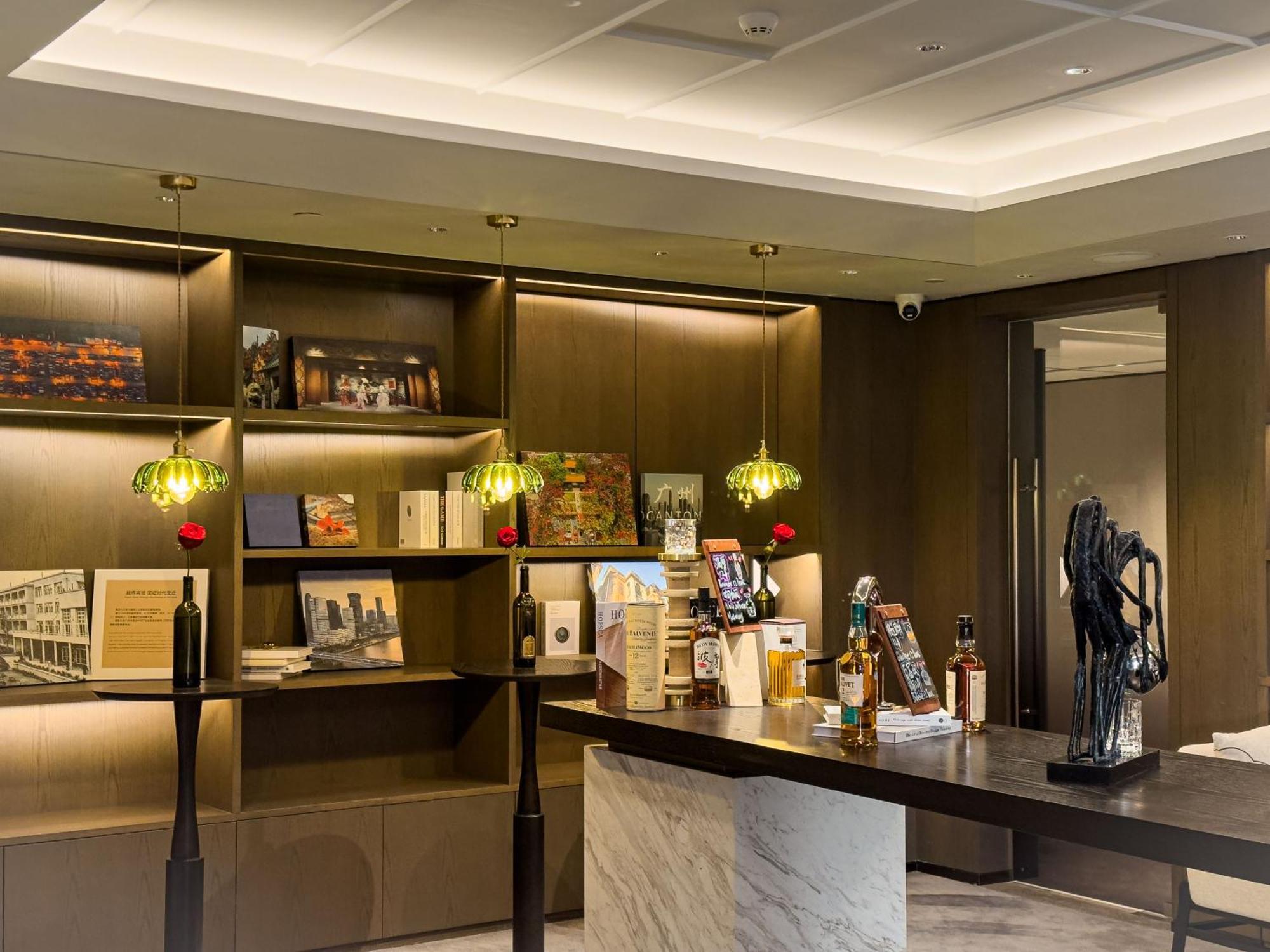 Yuexiu Hotel Guangzhou, Curio Collection By Hilton エクステリア 写真