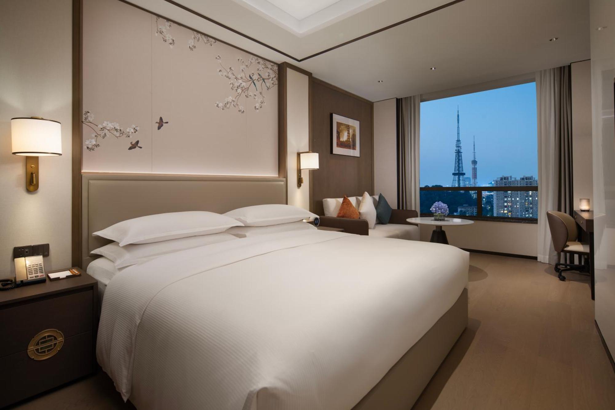 Yuexiu Hotel Guangzhou, Curio Collection By Hilton エクステリア 写真