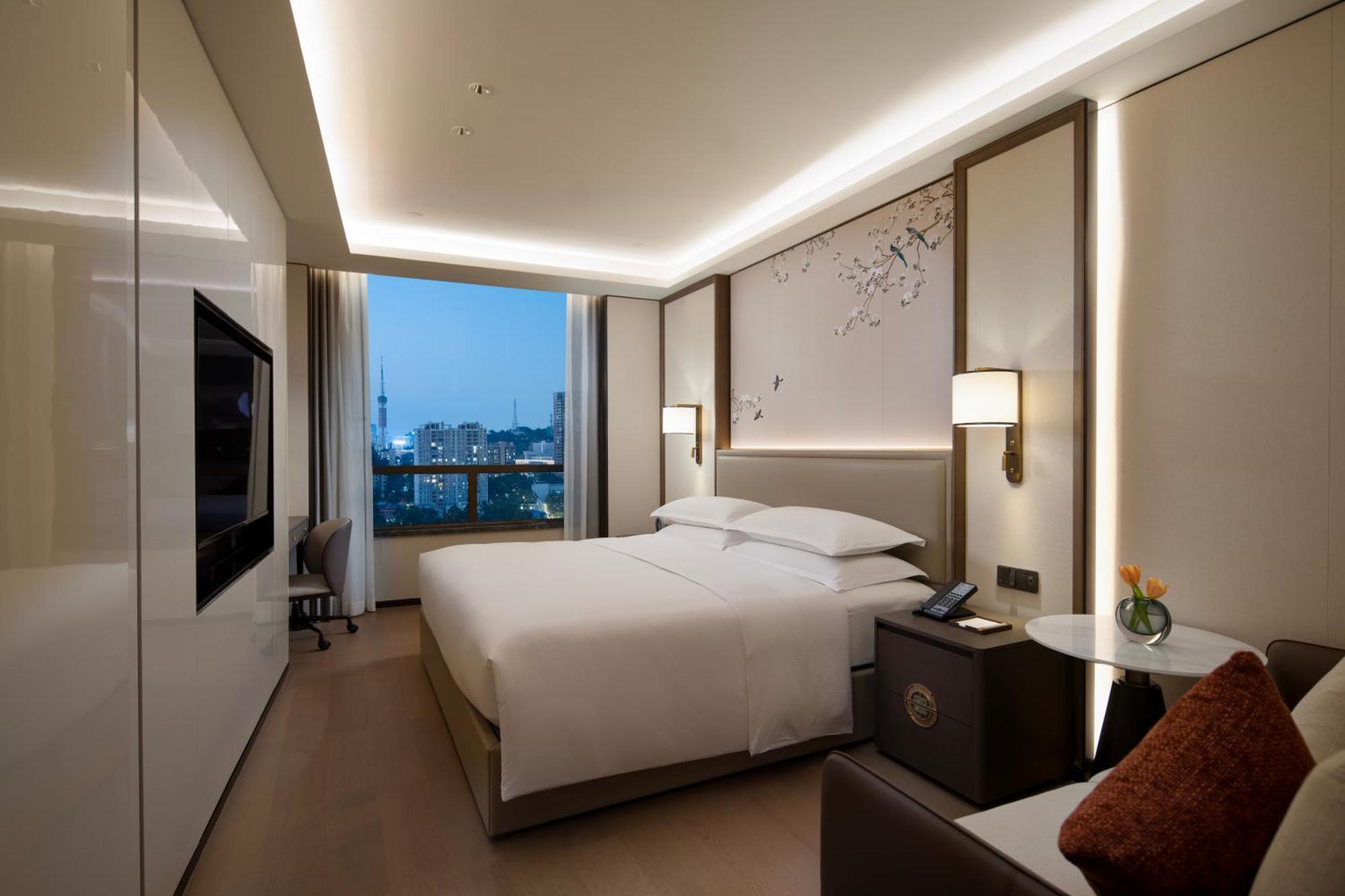 Yuexiu Hotel Guangzhou, Curio Collection By Hilton エクステリア 写真
