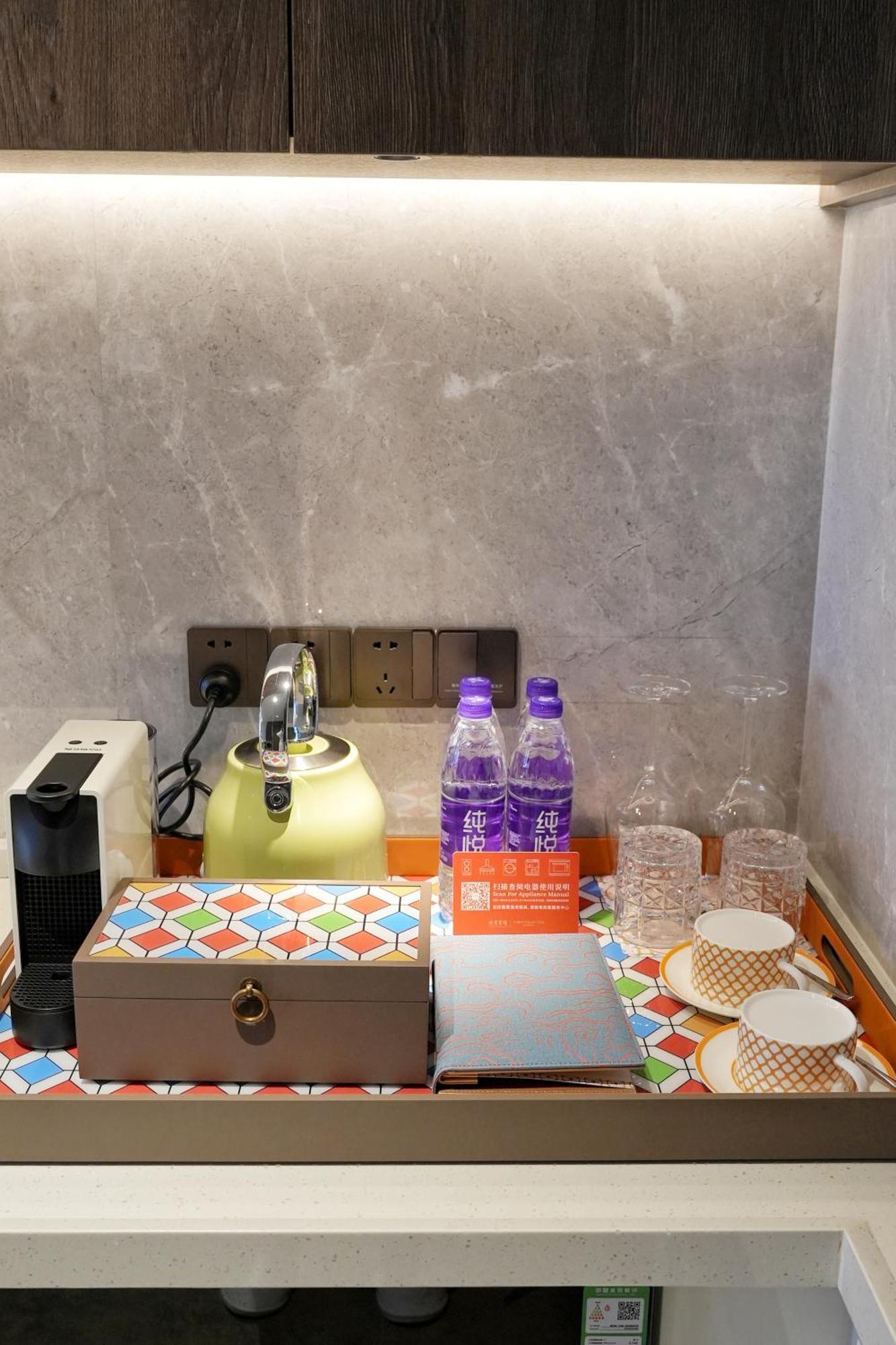 Yuexiu Hotel Guangzhou, Curio Collection By Hilton エクステリア 写真