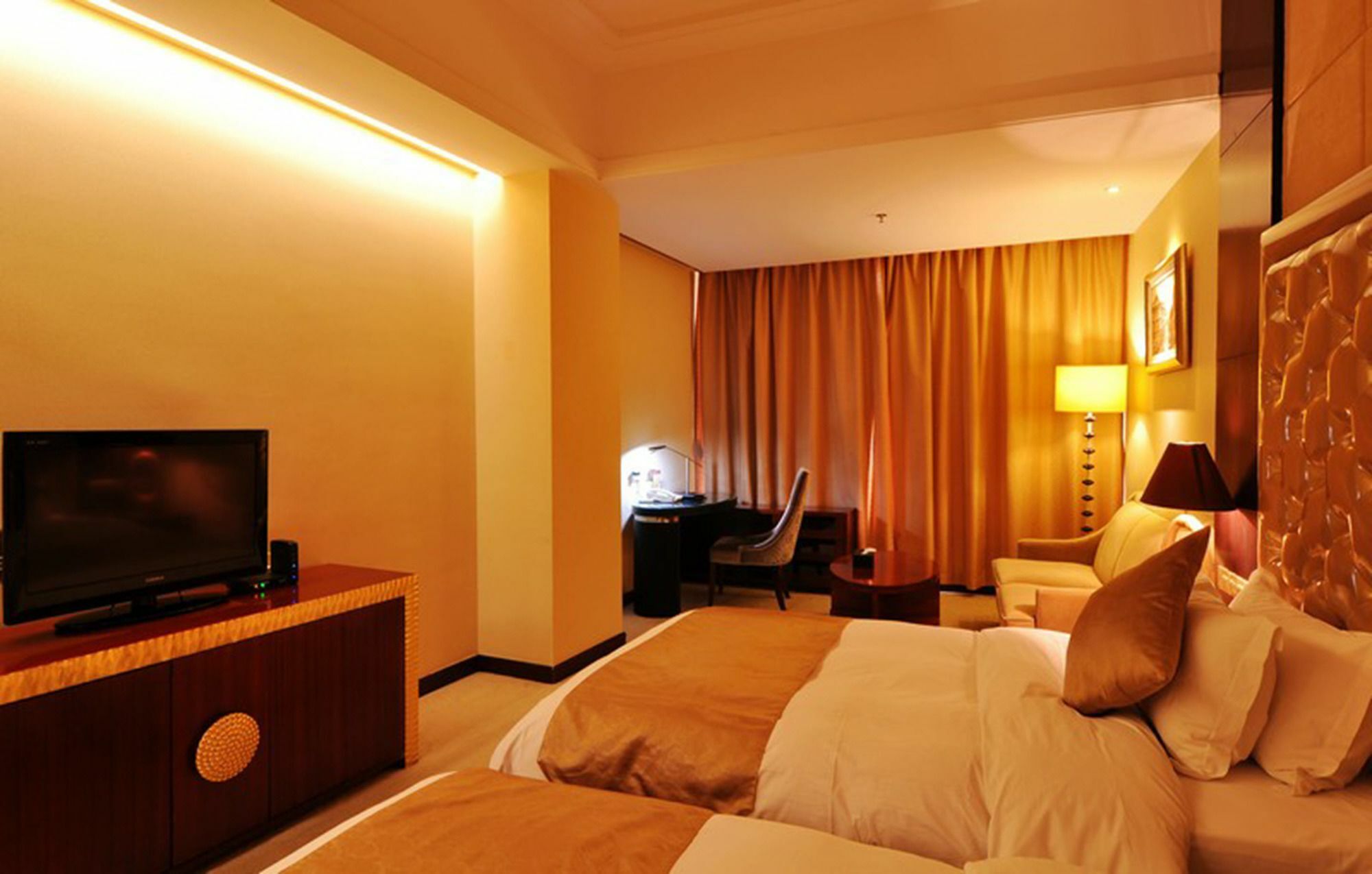 Yuexiu Hotel Guangzhou, Curio Collection By Hilton エクステリア 写真